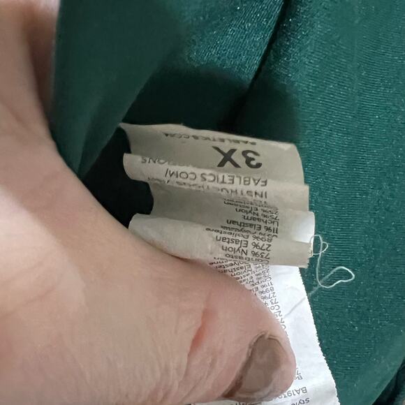 Fabletics green sportsbra plus size 3x - Picture 8 of 9